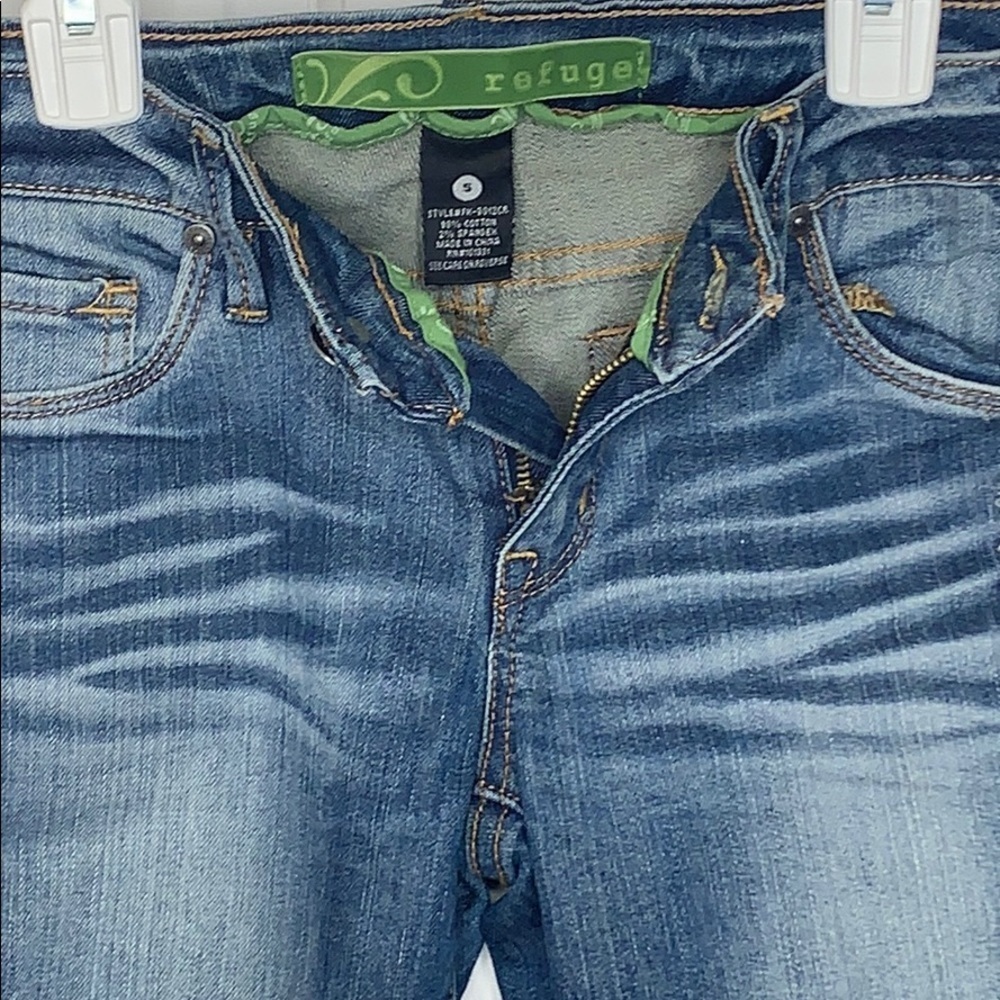 REFUGE•JEANS - Picture 4 of 9